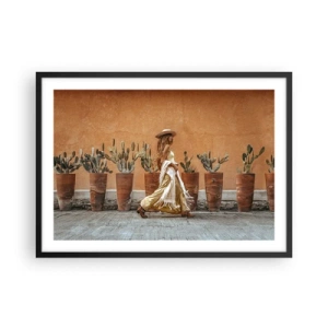 Póster en marco negro - Una mujer en estilo boho con macetas de cactus al fondo. - 70x50cm - Estilo hippie - Decoración de pared moderna para salón y dormitorio ARTTOR