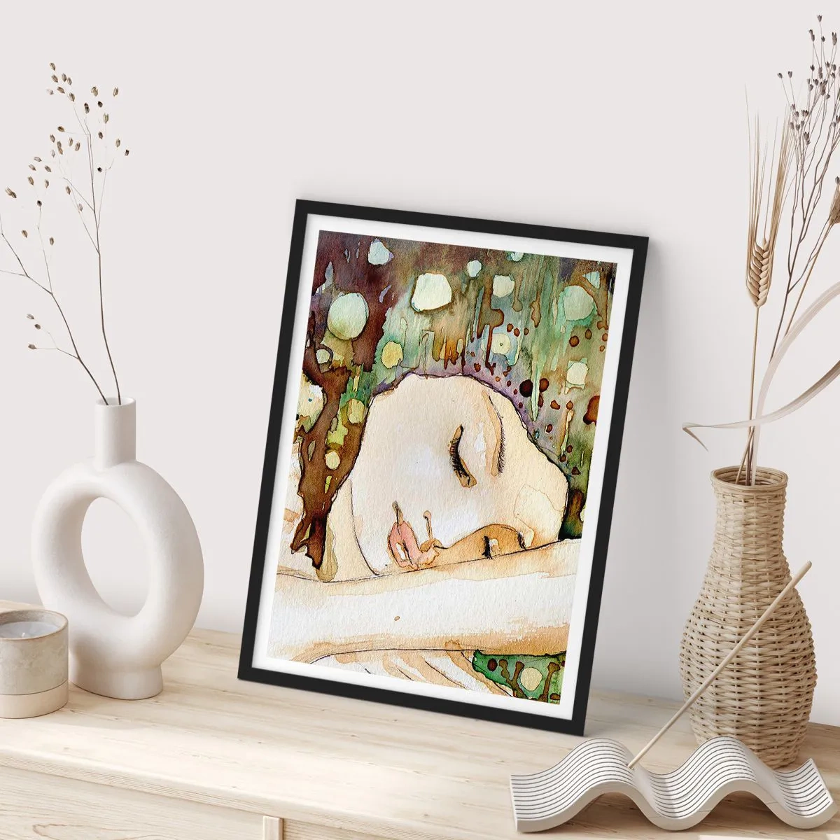 Póster en marco negro - Retrato artístico en acuarela de una mujer dormida - 50x70cm - Sueño esmeralda y violeta - Decoración de pared moderna para salón y dormitorio ARTTOR