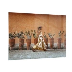Cuadro sobre vidrio - Impresiones sobre Vidrio - Una mujer de estilo boho paseando entre macetas de cactus. - 100x70cm - Estilo hippie - Decoración de pared moderna para salón y dormitorio ARTTOR