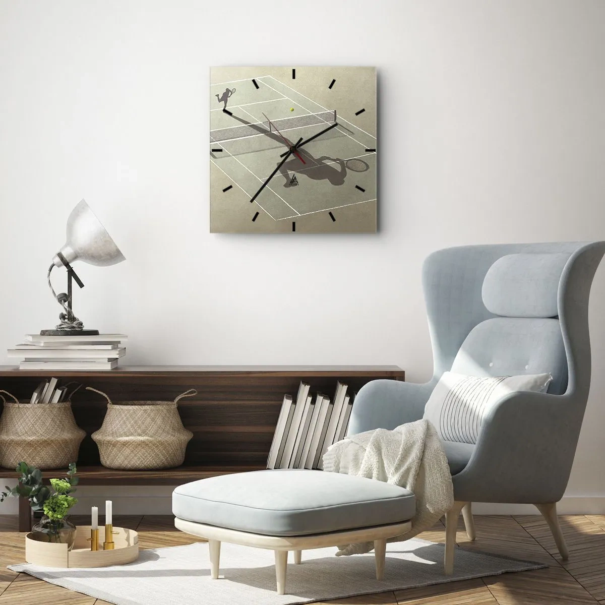 Reloj de pared - Reloj de vidrio - La sombra de un tenista en la cancha durante un partido de tenis. - 30x30cm - Véncete a ti mismo - Decoración de pared moderna para salón y dormitorio ARTTOR