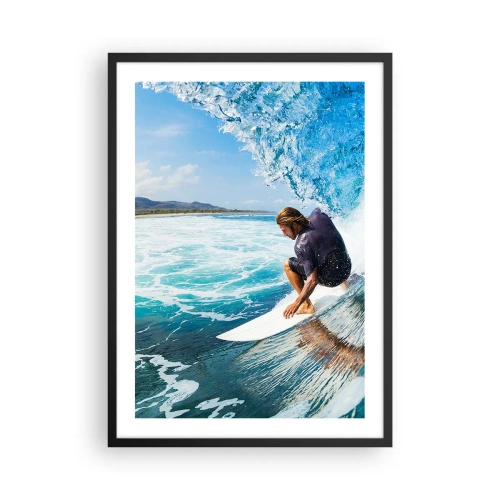 Póster en marco negro - Un surfista en un flotador con el océano azul como telón de fondo. - 50x70cm - Bailando con las olas - Decoración de pared moderna para salón y dormitorio ARTTOR