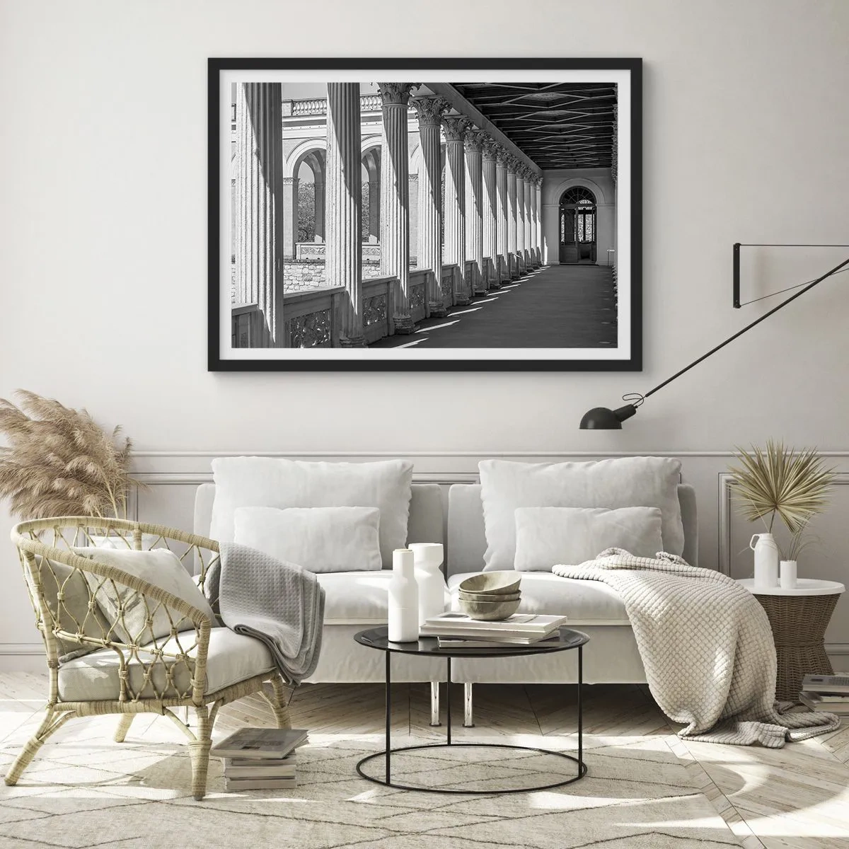 Póster en marco negro - Columnata de estilo clásico en blanco y negro - 70x50cm - Galería soleada - Decoración de pared moderna para salón y dormitorio ARTTOR