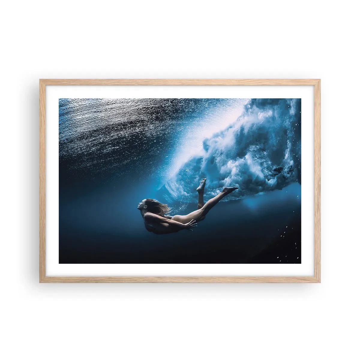 Póster en marco roble claro - Una sirena contemporánea - 70x50 cm