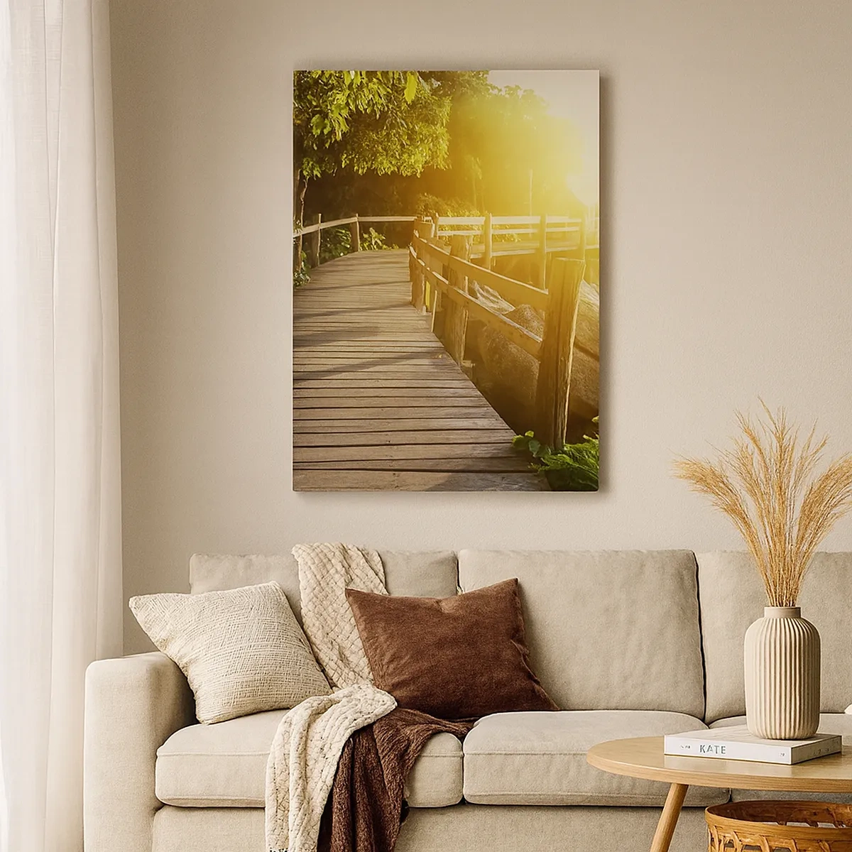 Cuadro sobre lienzo - Impresión de Imagen - Un puente de madera entre la vegetación que conduce al mar bajo los rayos del sol. - 50x70cm - Otra curva, otra maravilla - Decoración de pared moderna para salón y dormitorio ARTTOR