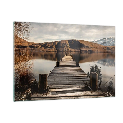 Cuadro sobre vidrio - Impresiones sobre Vidrio - Un embarcadero de madera sobre un lago con vistas a las montañas al fondo. - 120x80cm - Un paisaje en silencio - Decoración de pared moderna para salón y dormitorio ARTTOR