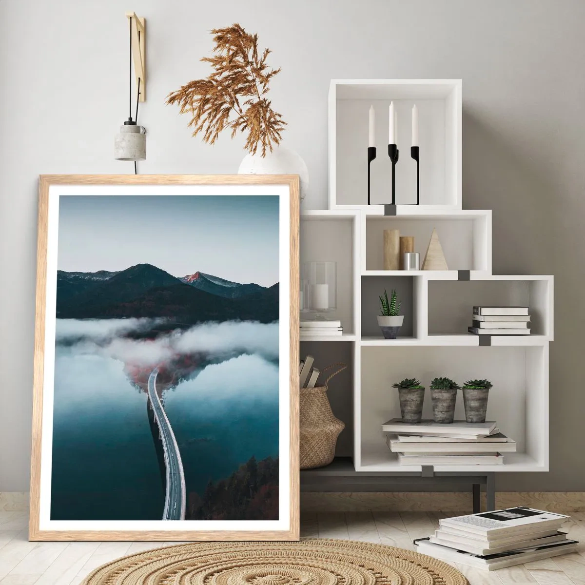 Póster en marco roble claro - Sobre el agua lisa como un espejo - 61x91 cm