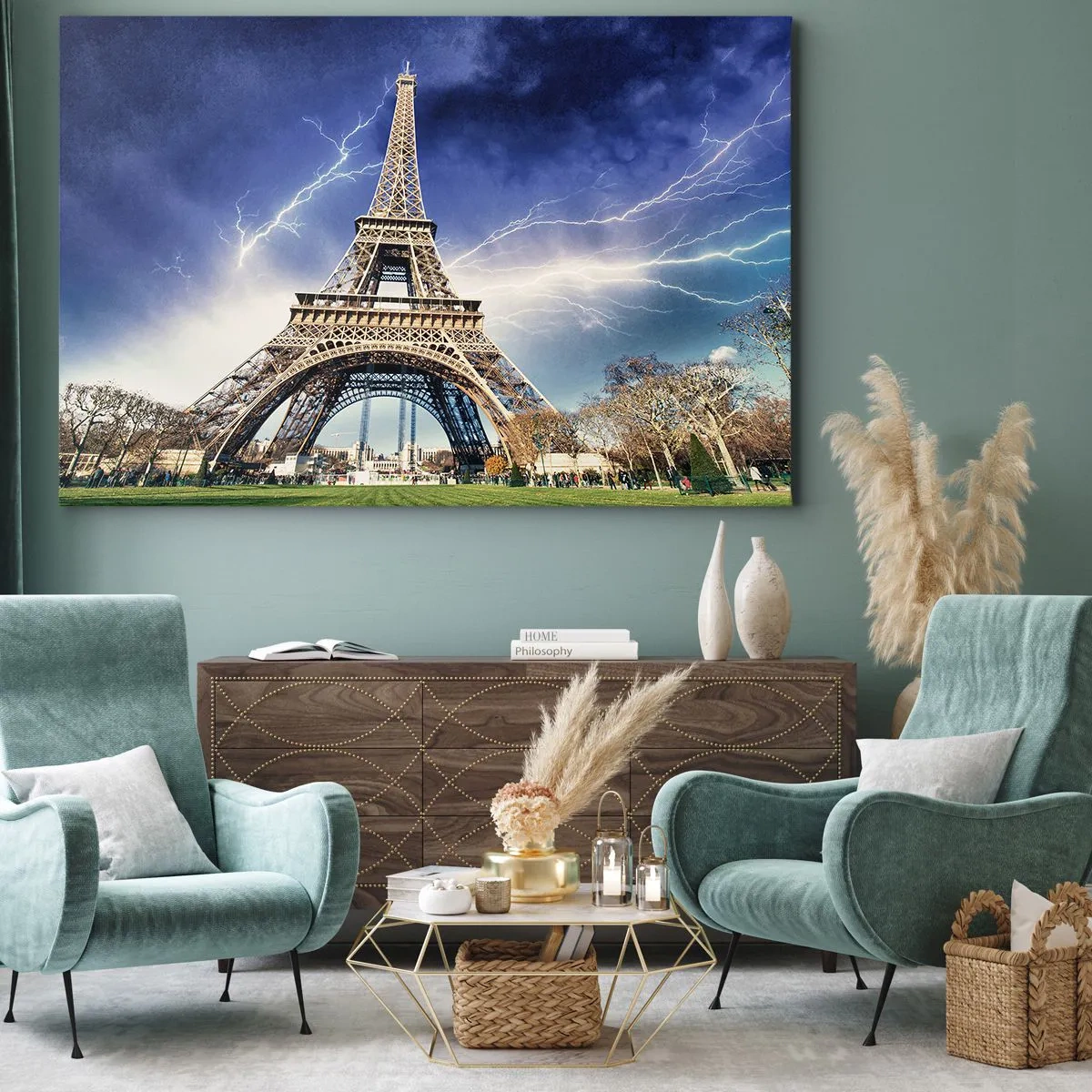 Cuadro sobre lienzo - Impresión de Imagen - La Torre Eiffel con un cielo tormentoso y relámpagos al fondo. - 70x50cm - Reina sobre las tormentas - Decoración de pared moderna para salón y dormitorio ARTTOR