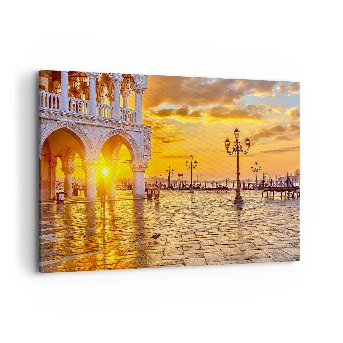 Cuadro sobre lienzo - Impresión de Imagen - Atardecer dorado en la plaza de la ciudad con arcadas y farolas - 100x70cm - ¿Dónde están todos? - Decoración de pared moderna para salón y dormitorio ARTTOR