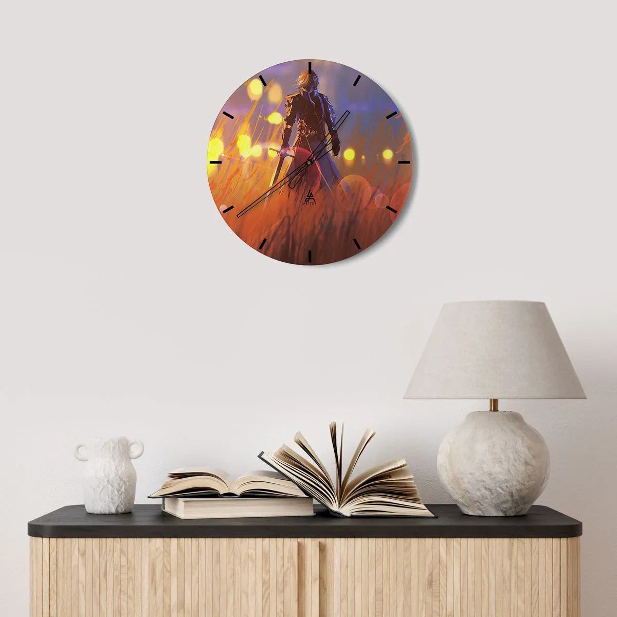 Reloj de pared - Reloj de vidrio - La figura de un caballero sobre el fondo de una puesta de sol luminosa. - 30x30cm - El caballero equivocado - Decoración de pared moderna para salón, cocina y dormitorio ARTTOR