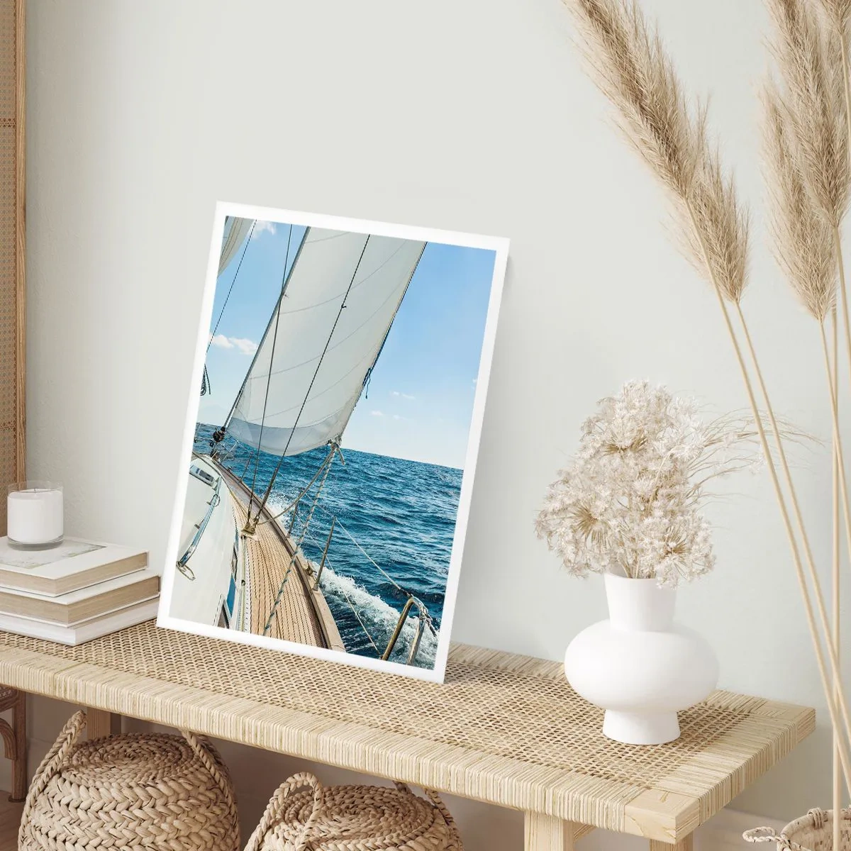 Póster - Un velero en alta mar en un día soleado. - 50x70cm - Ahoy, a la aventura - Decoración de pared moderna para salón y dormitorio ARTTOR