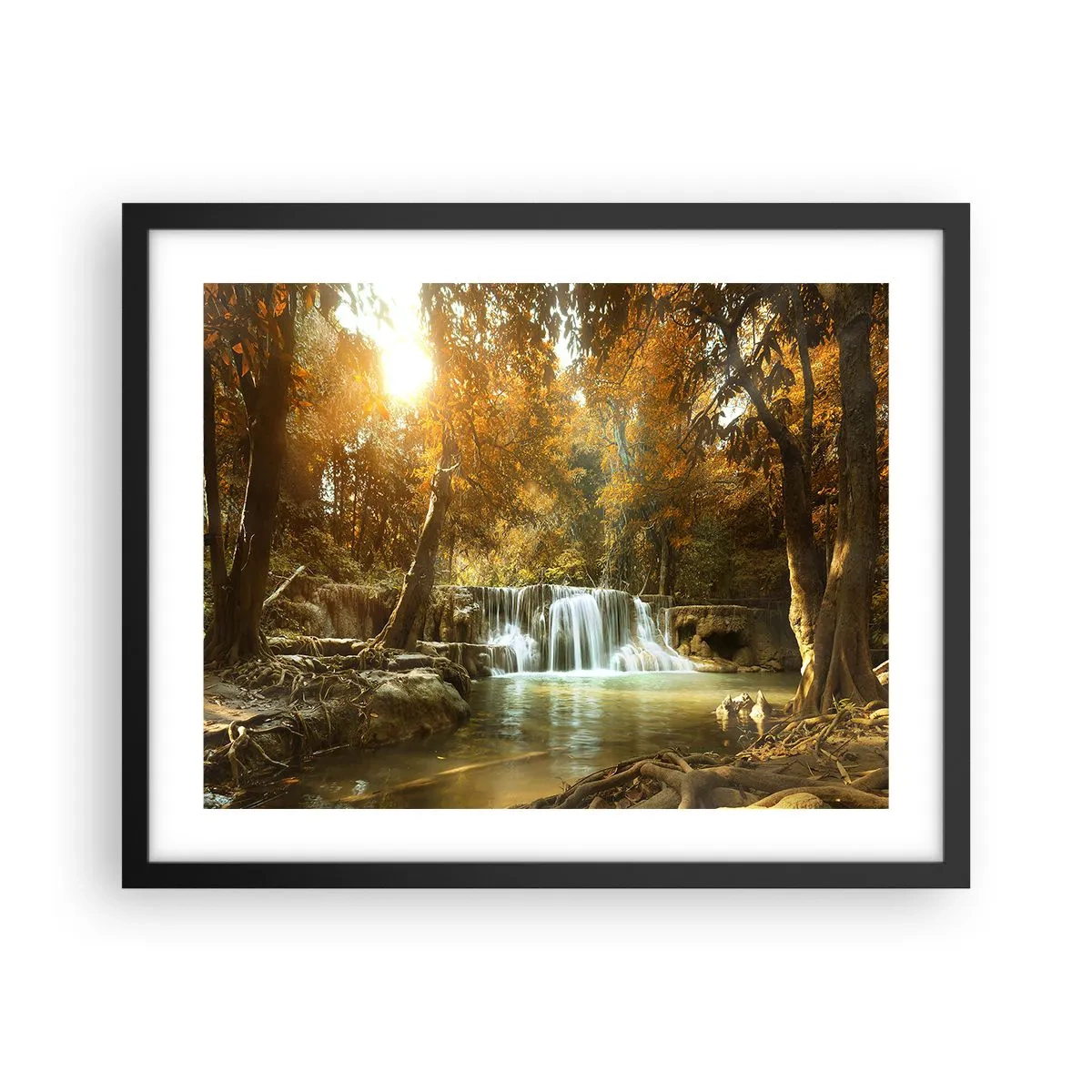 Póster en marco negro - Una cascada en el parque - 50x40 cm