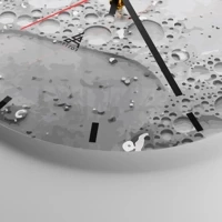 Esfera sin numeración, con rayas