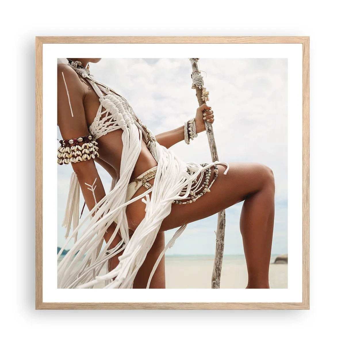 Póster en marco roble claro - Sacerdotisa del sol - 60x60 cm