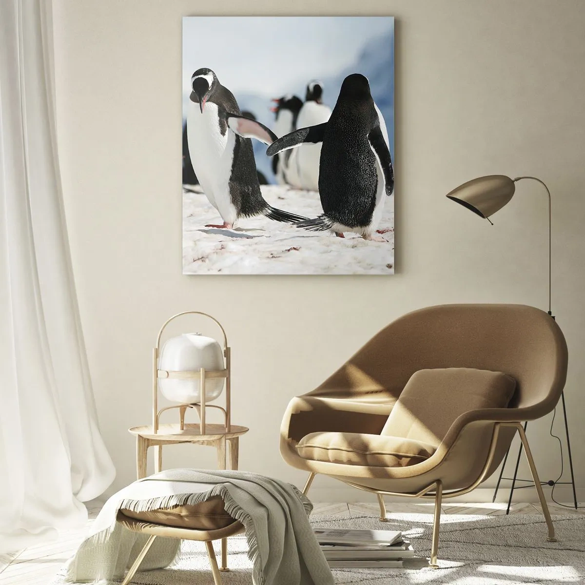 Cuadro sobre vidrio - Impresiones sobre Vidrio - Pingüinos en la nieve en un paisaje polar. - 50x70cm - Bailando en la nieve - Decoración de pared moderna para salón y dormitorio ARTTOR