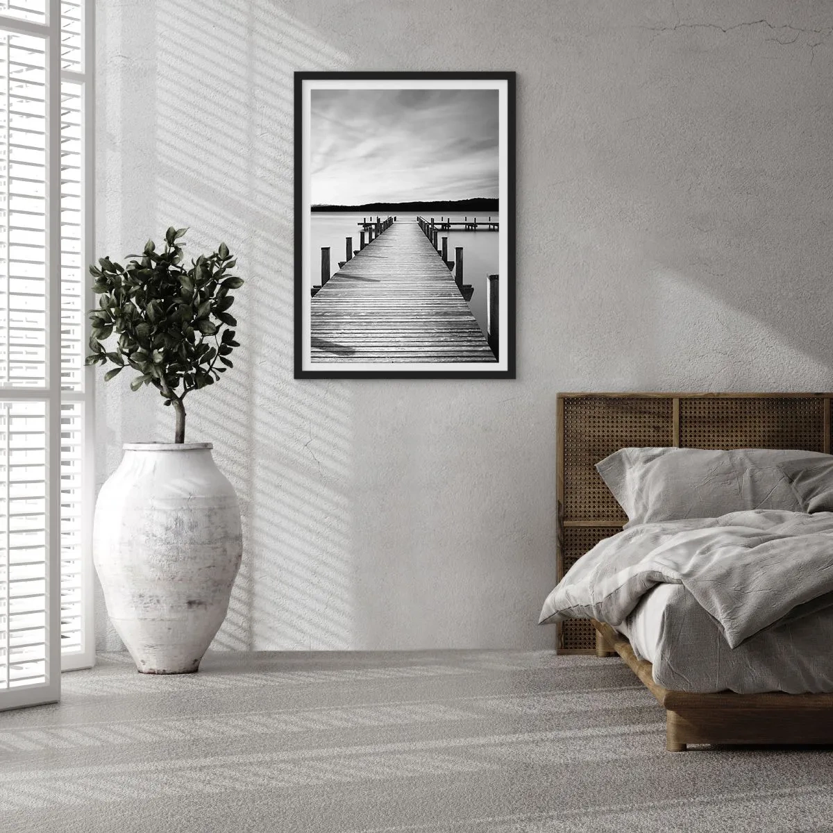 Póster en marco negro - En el lago de la paz - 61x91 cm