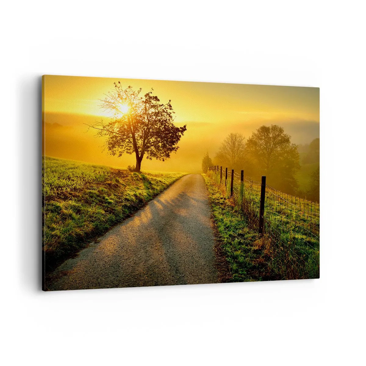 Cuadro sobre lienzo - Impresión de Imagen - Una pintoresca carretera al atardecer con un árbol solitario al fondo. - 120x80cm - Tarde melosa - Decoración de pared moderna para salón y dormitorio ARTTOR