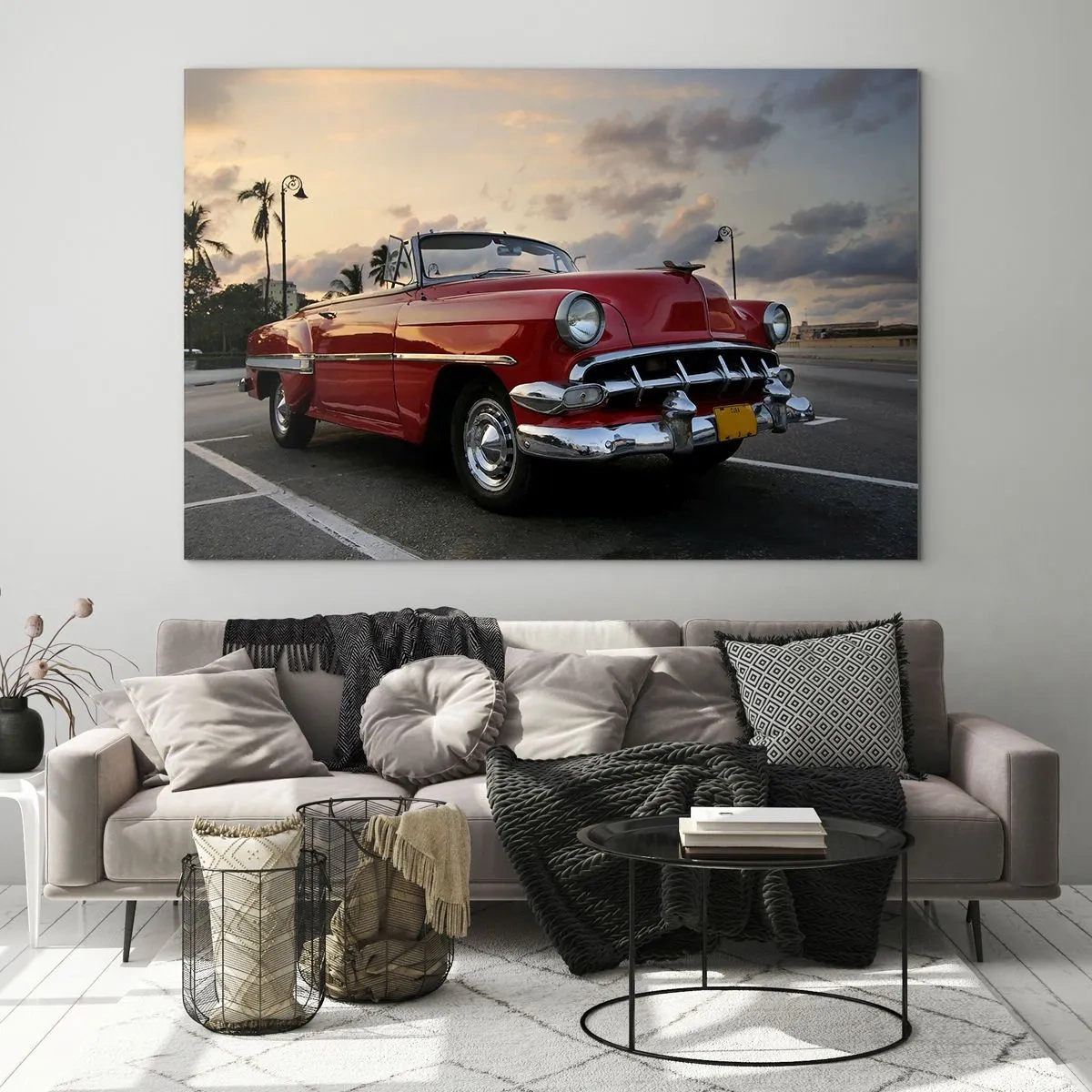 Cuadro sobre vidrio - Impresiones sobre Vidrio - Un convertible clásico rojo con el atardecer como fondo - 70x50cm - El rojo calor de los trópicos - Decoración de pared moderna para salón y dormitorio ARTTOR
