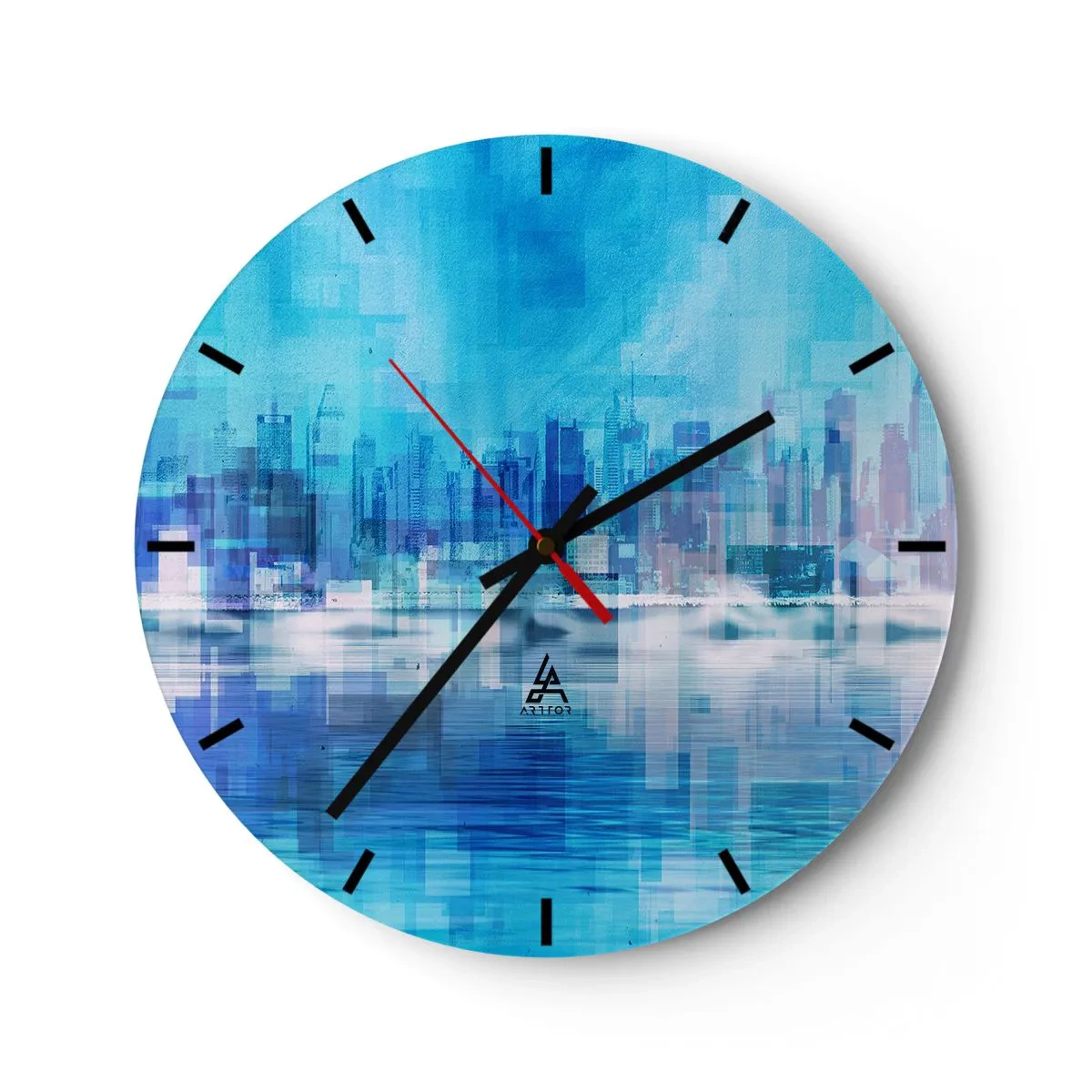 Reloj de pared - Reloj de vidrio - Un panorama de la ciudad en tonos azules y morados con efecto abstracto. - 30x30cm - La urbe azul - Decoración de pared moderna para salón, cocina y dormitorio ARTTOR