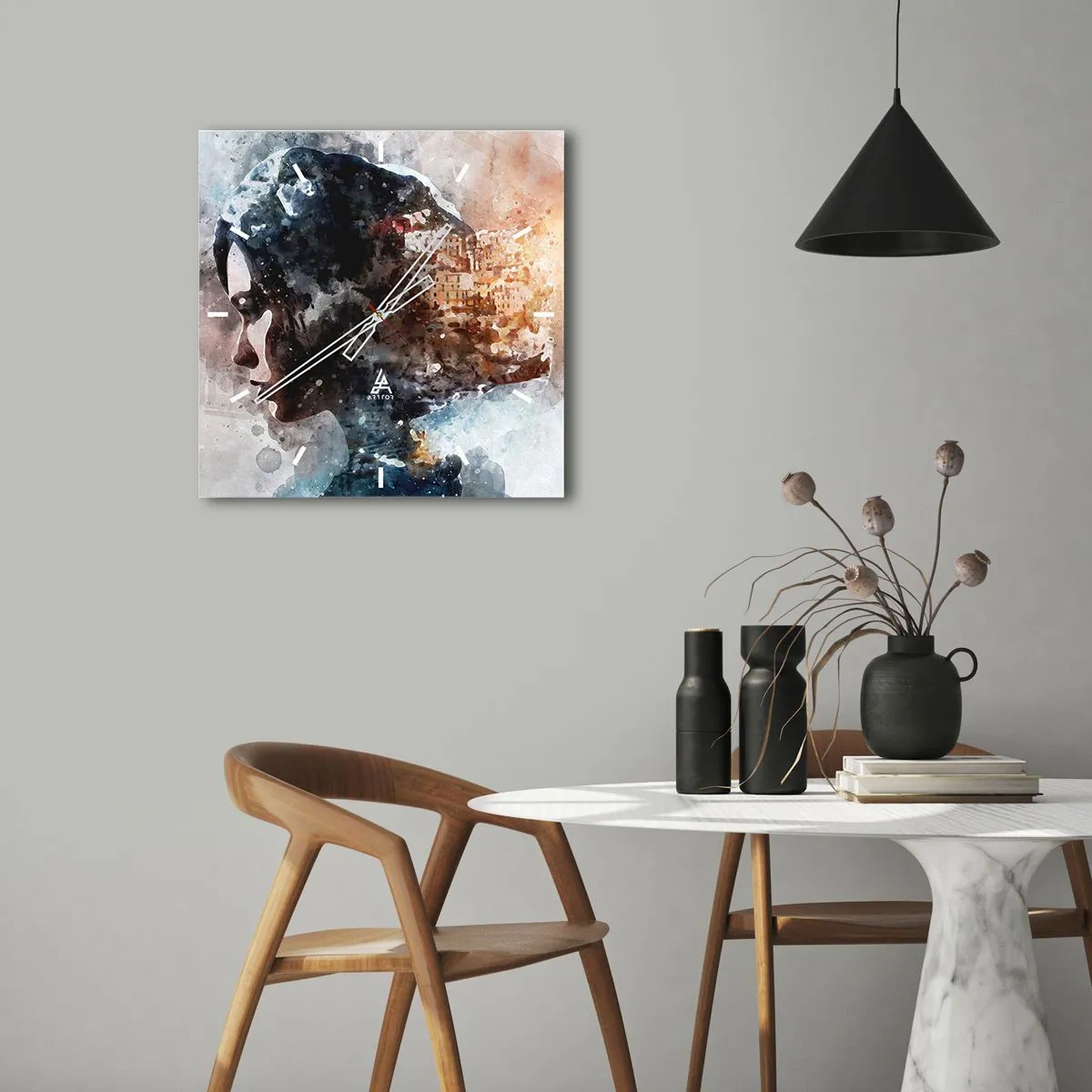 Reloj de pared - Reloj de vidrio - Retrato de una mujer que combina su rostro con un paisaje urbano de fondo. - 30x30cm - Una historia sobre una niña con una ciudad de fondo - Decoración de pared moderna para salón y dormitorio ARTTOR