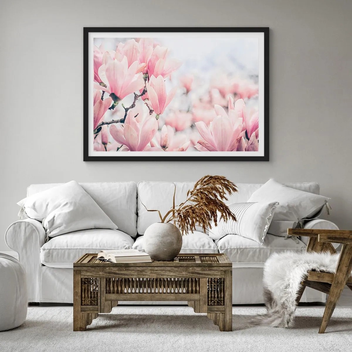 Póster en marco negro - Sutiles flores de magnolia en delicados tonos rosados. - 70x50cm - La perfección de la sutileza - Decoración de pared moderna para salón y dormitorio ARTTOR