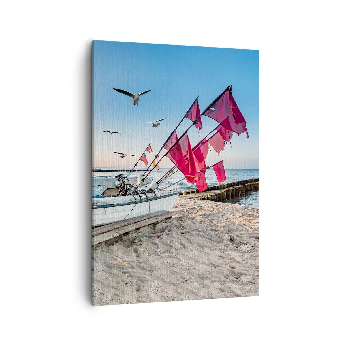 Cuadro sobre lienzo - Impresión de Imagen - Un barco en la playa al amanecer con gaviotas y banderas rojas. - 50x70cm - Un merecido descanso - Decoración de pared moderna para salón y dormitorio ARTTOR