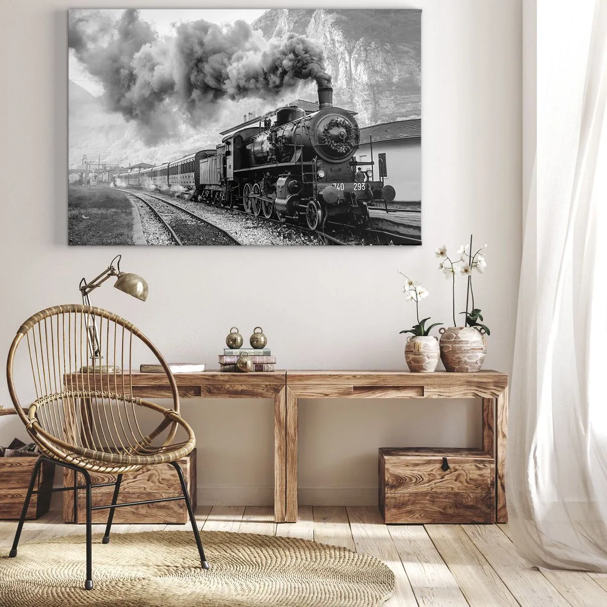 Cuadro sobre lienzo - Impresión de Imagen - Una locomotora de vapor en blanco y negro contra un paisaje montañoso. - 120x80cm - Rumbo a la estación... - Decoración de pared moderna para salón y dormitorio ARTTOR