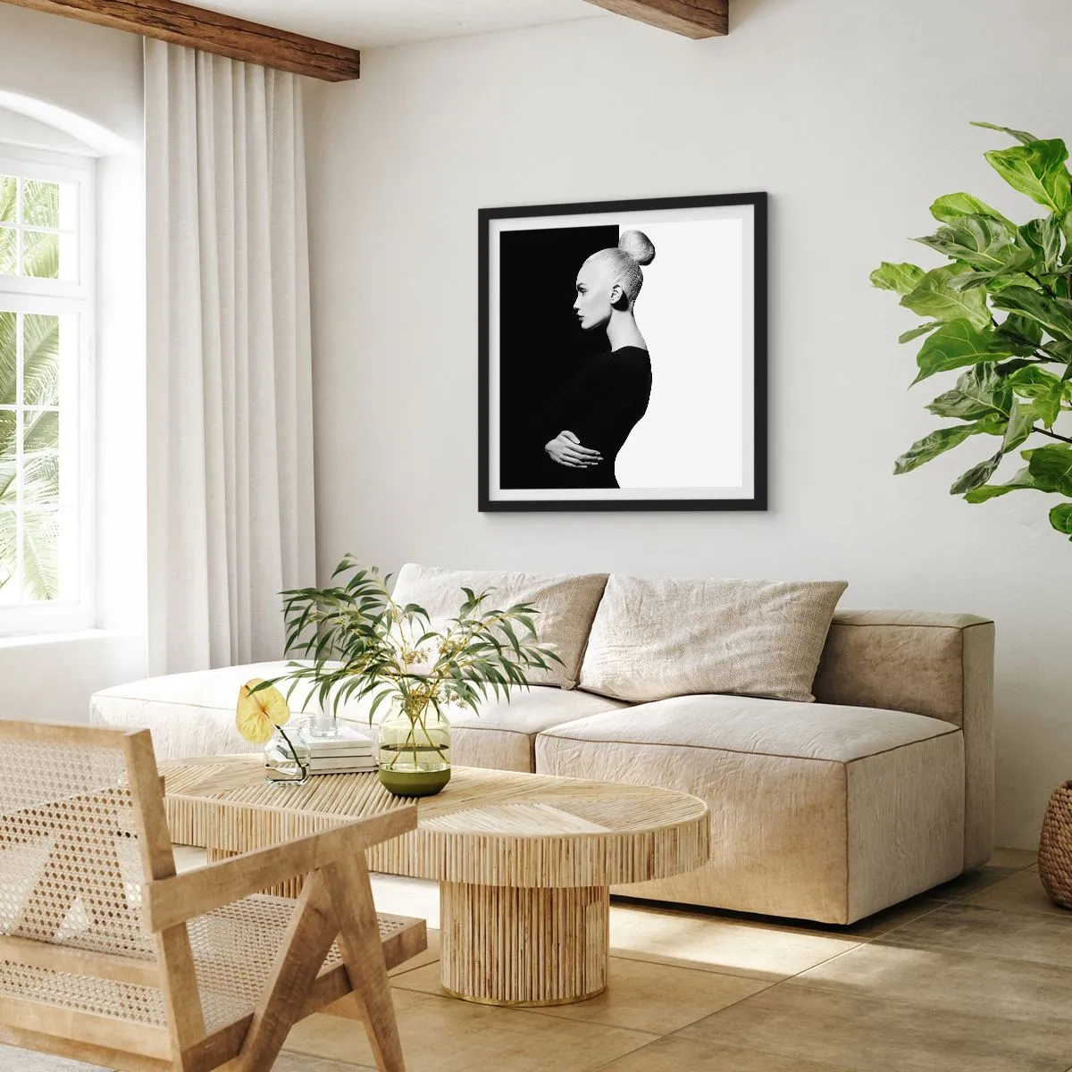 Póster en marco negro - Simplemente femenina - 30x30 cm