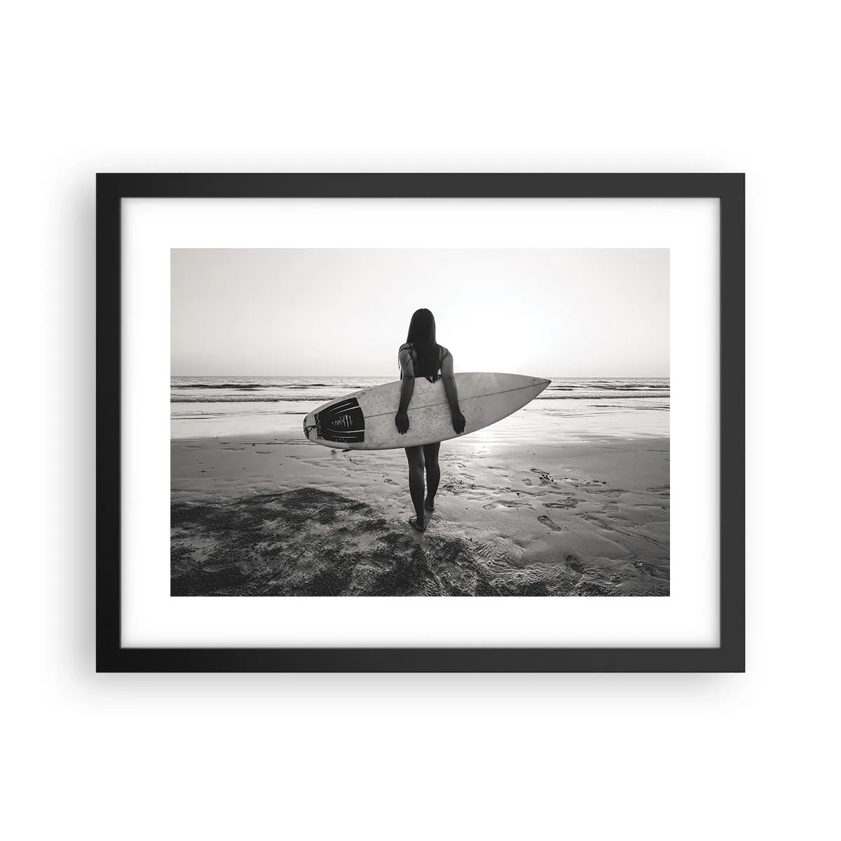 Póster en marco negro - Hija de las olas marinas - 40x30 cm
