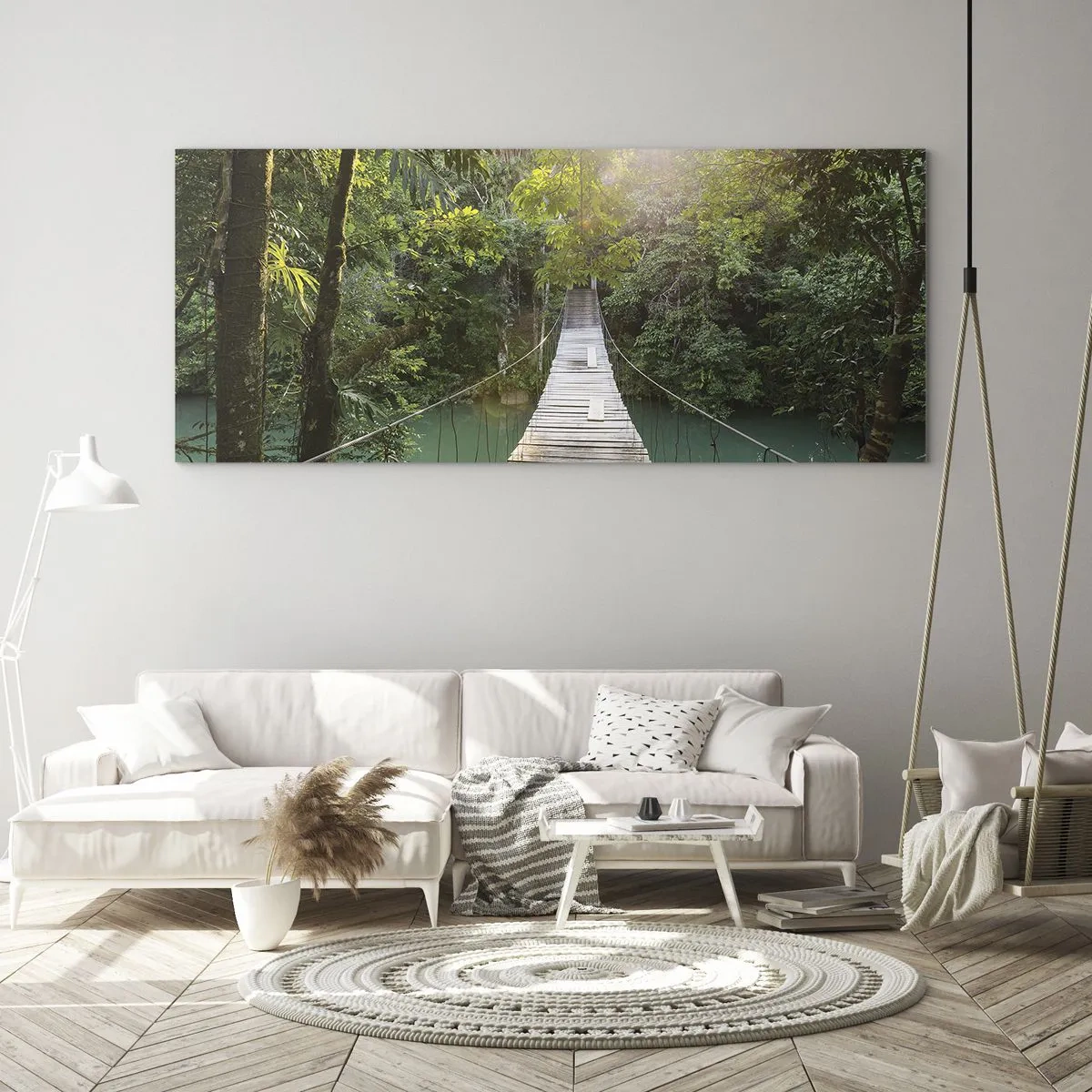 Cuadro sobre vidrio - Impresiones sobre Vidrio - Un puente colgante en un bosque tropical iluminado por la luz del sol. - 160x50cm - Sobre el agua azul hacia el bosque - Decoración de pared moderna para salón y dormitorio ARTTOR