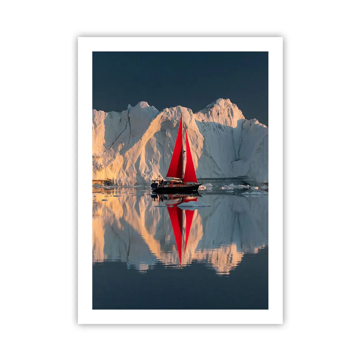 Póster - La vela roja de un barco con el telón de fondo de los glaciares y el agua tranquila. - 50x70cm - En el límite del mundo - Decoración de pared moderna para salón y dormitorio ARTTOR