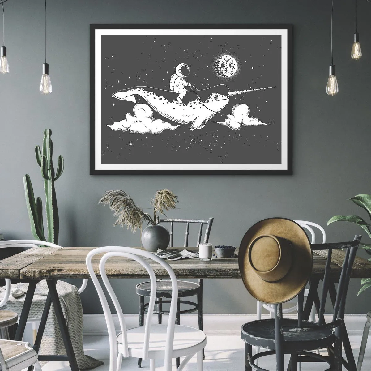 Póster en marco negro - Un astronauta en el lomo de un narval flotando en una escena espacial. - 70x50cm - Jinete espacial - Decoración de pared moderna para salón y dormitorio ARTTOR