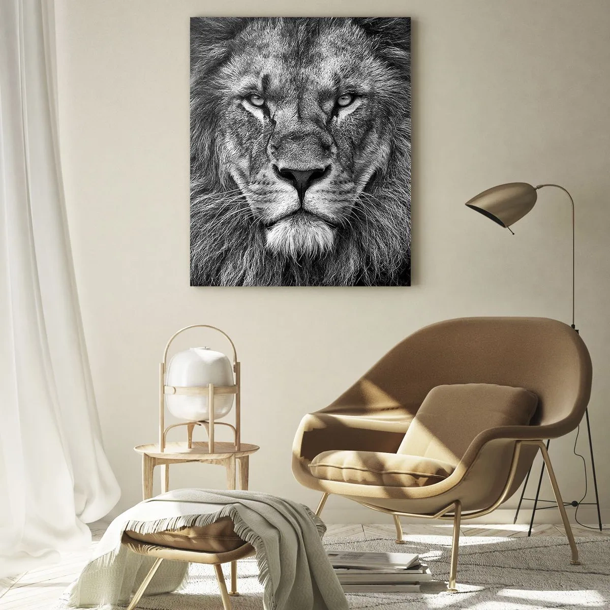 Cuadro sobre vidrio - Impresiones sobre Vidrio - Retrato de un león en blanco y negro con una melena majestuosa - 50x70cm - Con el atuendo de la coronación - Decoración de pared moderna para salón y dormitorio ARTTOR