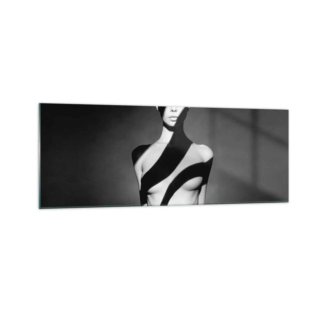 Cuadro sobre vidrio - Impresiones sobre Vidrio - Retrato en blanco y negro de una mujer en luz y sombra. - 140x50cm - En la luz y en la sombra - Decoración de pared moderna para salón y dormitorio ARTTOR