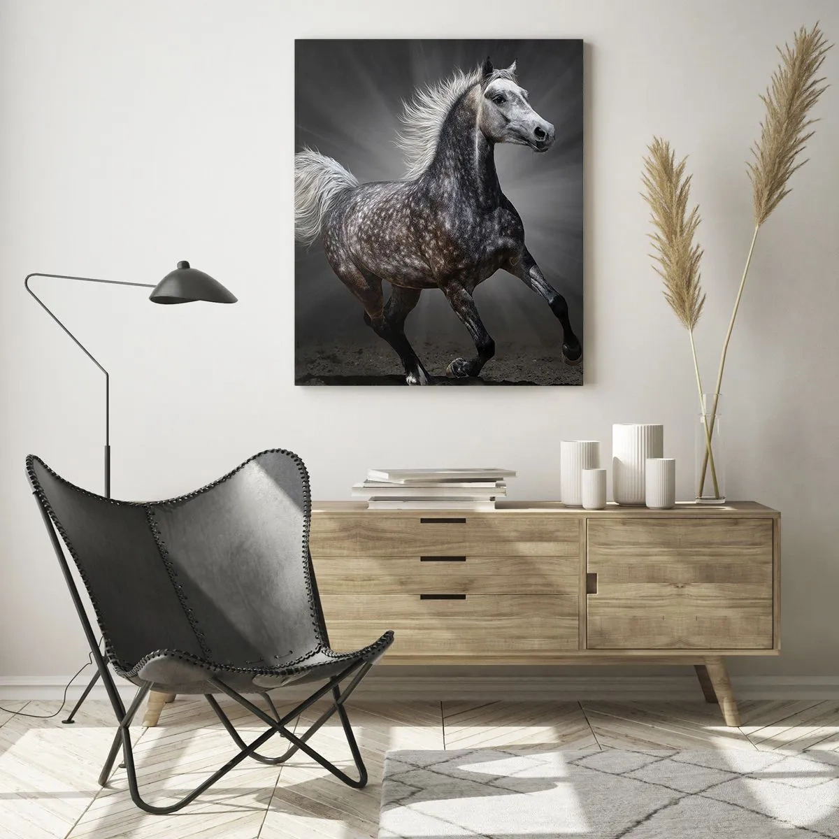 Cuadro sobre vidrio - Impresiones sobre Vidrio - Un caballo blanco galopando sobre un fondo oscuro. - 70x100cm - El gris es hermoso - Decoración de pared moderna para salón y dormitorio ARTTOR