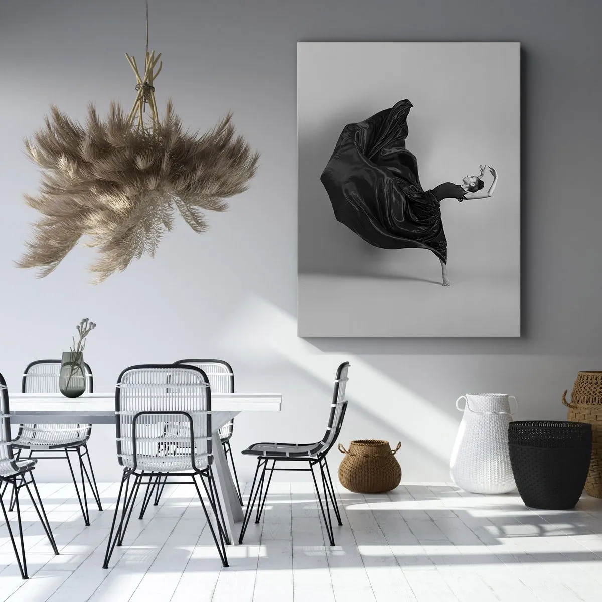 Cuadro sobre lienzo - Impresión de Imagen - Una elegante bailarina con un vestido negro en movimiento. - 80x120cm - La música da alas - Decoración de pared moderna para salón y dormitorio ARTTOR