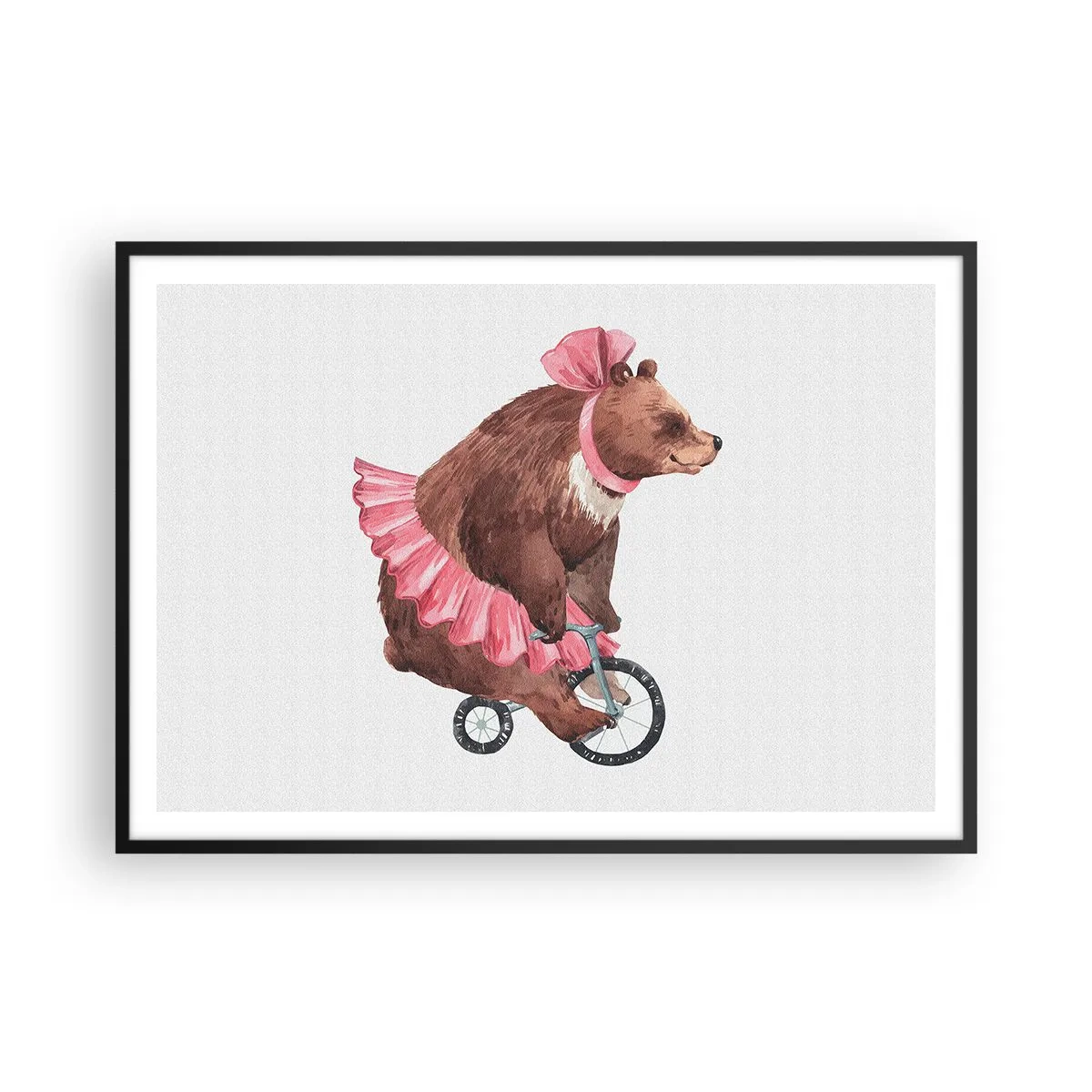 Póster en marco negro - Un osito de peluche con una falda rosa en una bicicleta de estilo retro. - 100x70cm - ¡Qué circo! - Decoración de pared moderna para salón y dormitorio ARTTOR