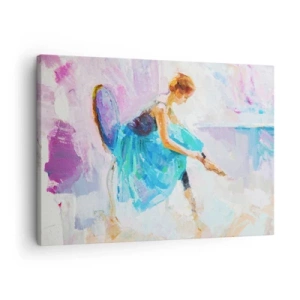 Cuadro sobre lienzo - Impresión de Imagen - Una bailarina preparándose para bailar en tonos pastel. - 70x50cm - Gracia indescriptible, encanto sutil - Decoración de pared moderna para salón y dormitorio ARTTOR