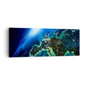 Cuadro sobre lienzo - Impresión de Imagen - Una vista de Europa desde el espacio bajo el resplandor del sol naciente. - 140x50cm - Una Europa resplandeciente - Decoración de pared moderna para salón y dormitorio ARTTOR