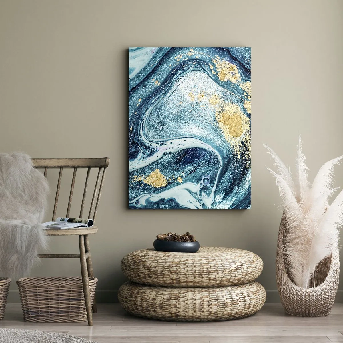 Cuadro sobre lienzo - Impresión de Imagen - Una composición abstracta de ondas y acentos dorados. - 50x70cm - Vórtice azul - Decoración de pared moderna para salón y dormitorio ARTTOR
