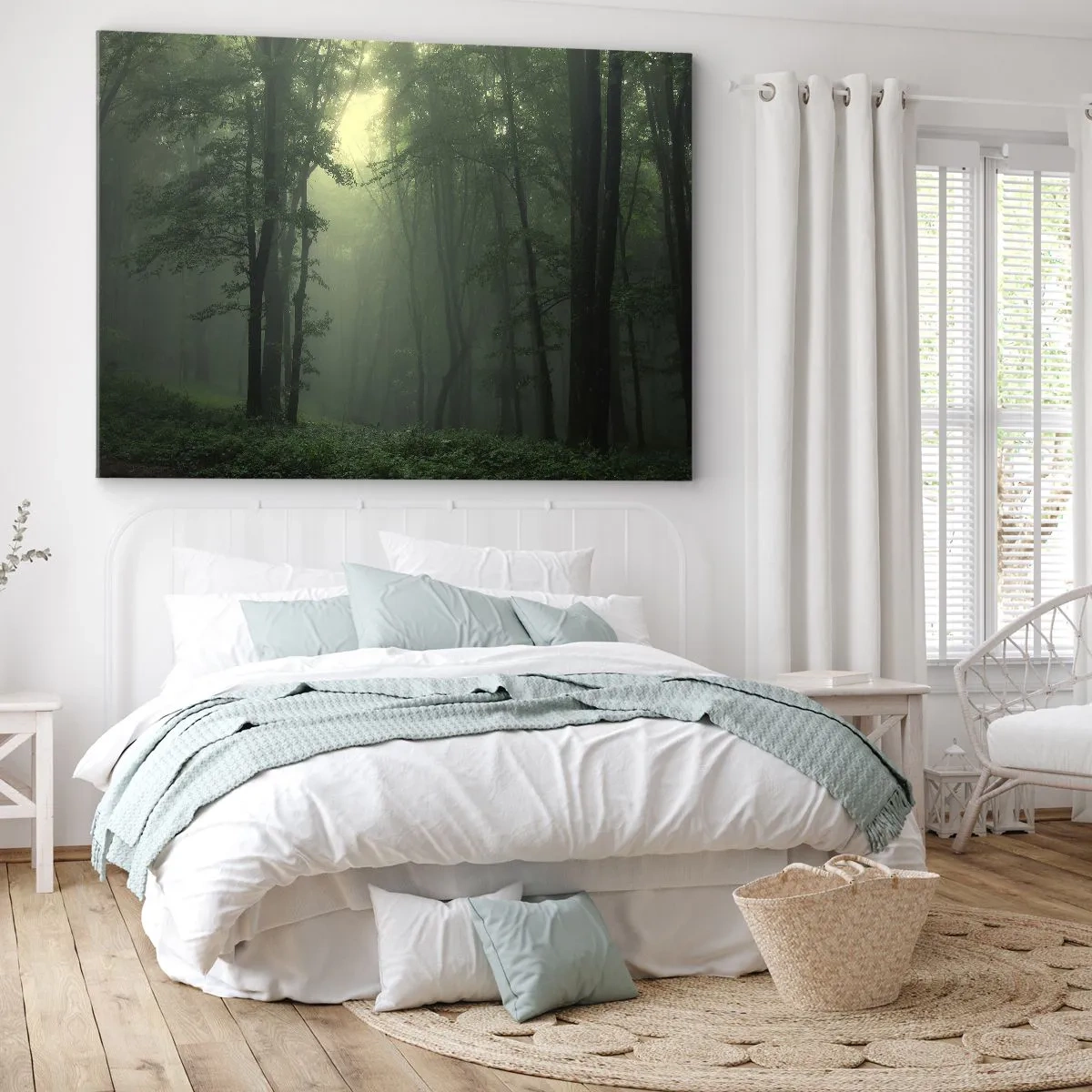 Cuadro sobre lienzo - Impresión de Imagen - Un bosque verde por la mañana envuelto en una delicada niebla. - 120x80cm - Antes de que se despierte el bosque - Decoración de pared moderna para salón y dormitorio ARTTOR