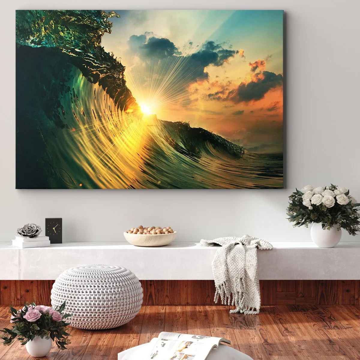 Cuadro sobre lienzo - Impresión de Imagen - Una ola con el sol poniente y nubes iluminadas. - 70x50cm - Surfer, ¿dónde estás? - Decoración de pared moderna para salón y dormitorio ARTTOR