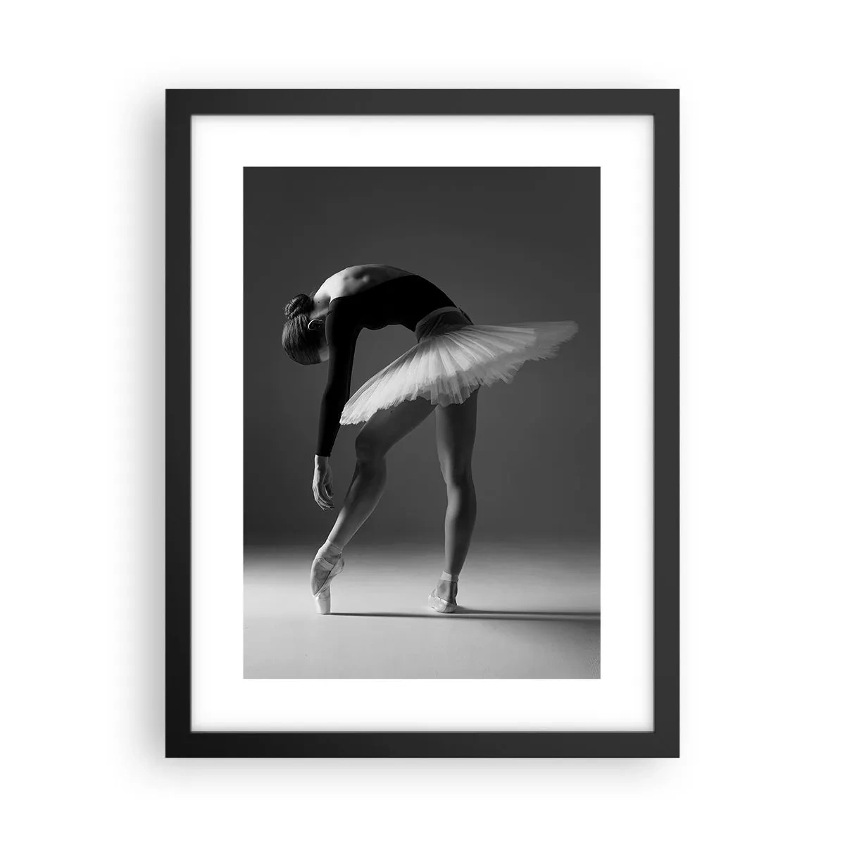Póster en marco negro - Bella bailarina - 30x40 cm