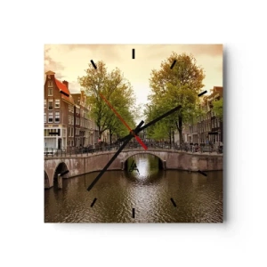 Reloj de pared - Reloj de vidrio - Un canal en Ámsterdam rodeado de casas de vecindad históricas - 30x30cm - ¿En barco o en bicicleta? - Decoración de pared moderna para salón y dormitorio ARTTOR