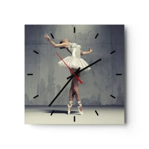 Reloj de pared - Reloj de vidrio - Una bailarina de ballet con un vestido blanco frente a una pared sin rematar. - 30x30cm - Ligero como un pájaro - Decoración de pared moderna para salón y dormitorio ARTTOR