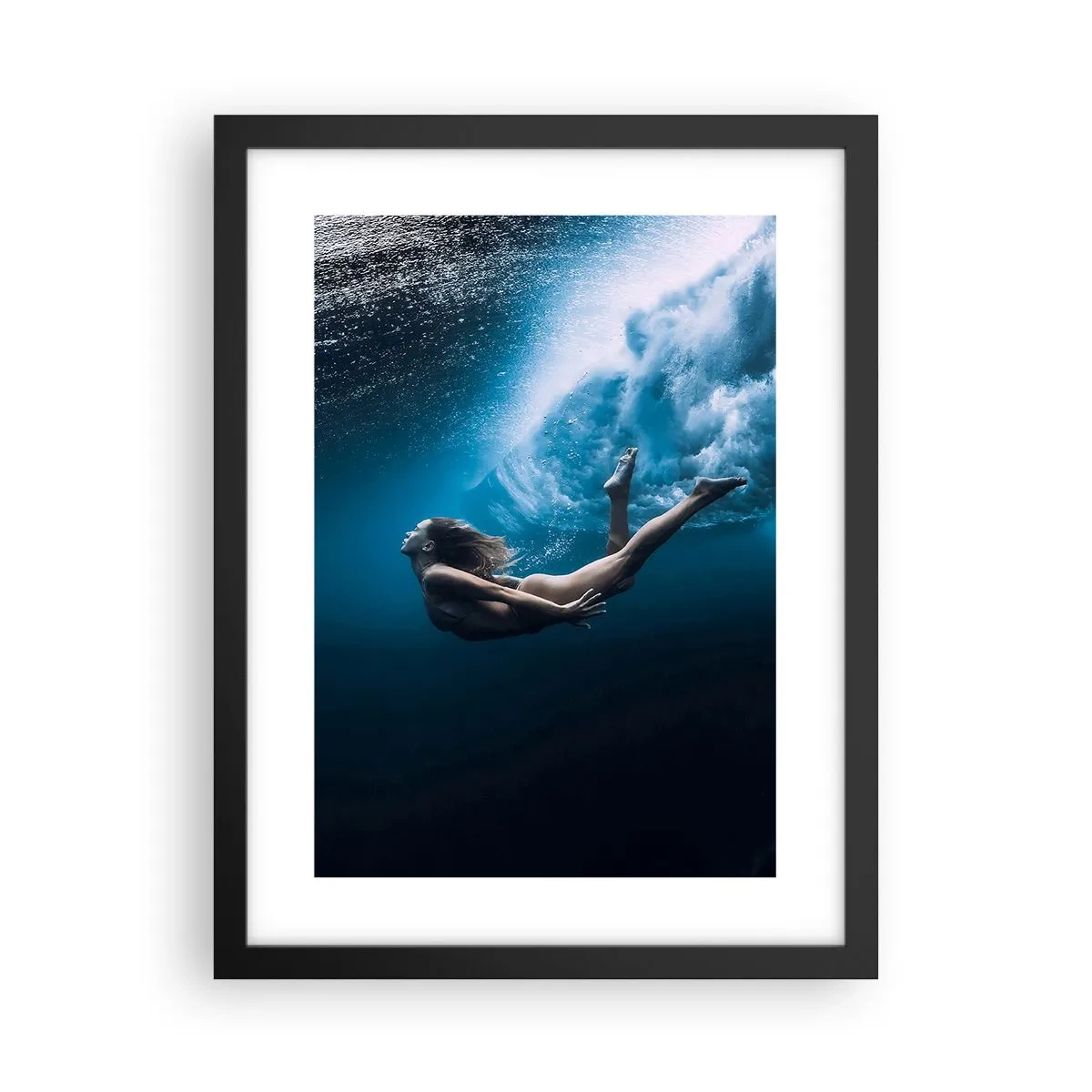 Póster en marco negro - Una sirena contemporánea - 30x40 cm