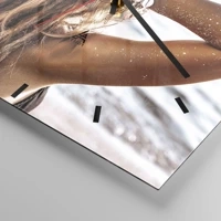 Esfera sin numeración, con rayas