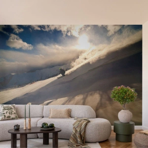 Fotomural Premium Canvas - Un esquiador en una pendiente rodeada de montañas y nieve. - 100x70cm - Reto de montaña asumido - Decoración de pared moderna para salón y dormitorio ARTTOR