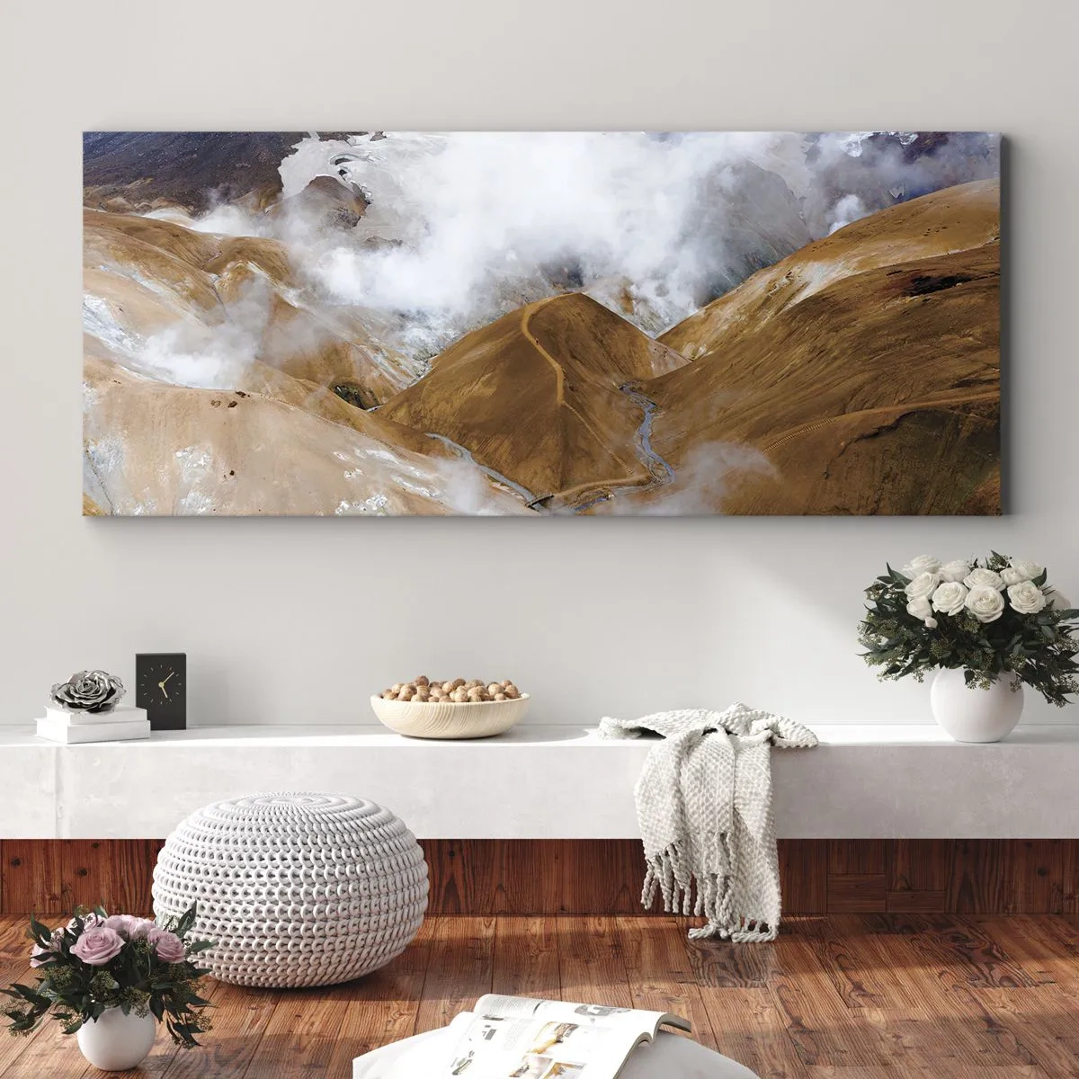 Cuadro sobre lienzo - Impresión de Imagen - Un paisaje de montaña con vapor en un clima duro. - 120x50cm - La dura belleza de Islandia - Decoración de pared moderna para salón y dormitorio ARTTOR