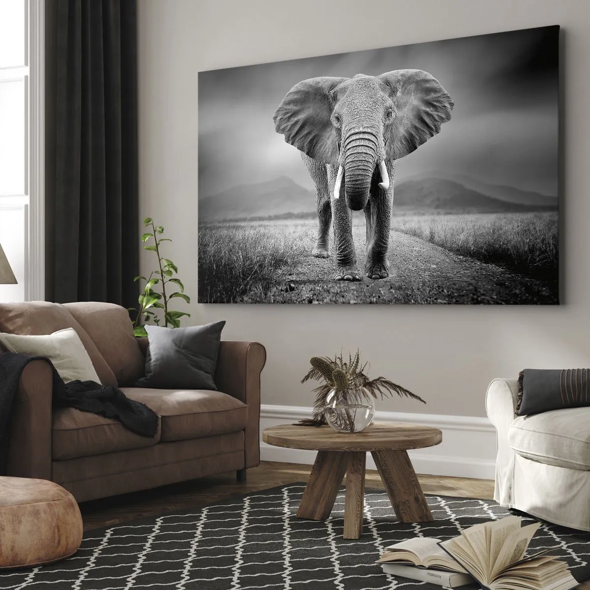 Cuadro sobre lienzo - Impresión de Imagen - Un poderoso elefante en la sabana en tonos monocromáticos. - 70x50cm - El anfitrión da la bienvenida - Decoración de pared moderna para salón y dormitorio ARTTOR