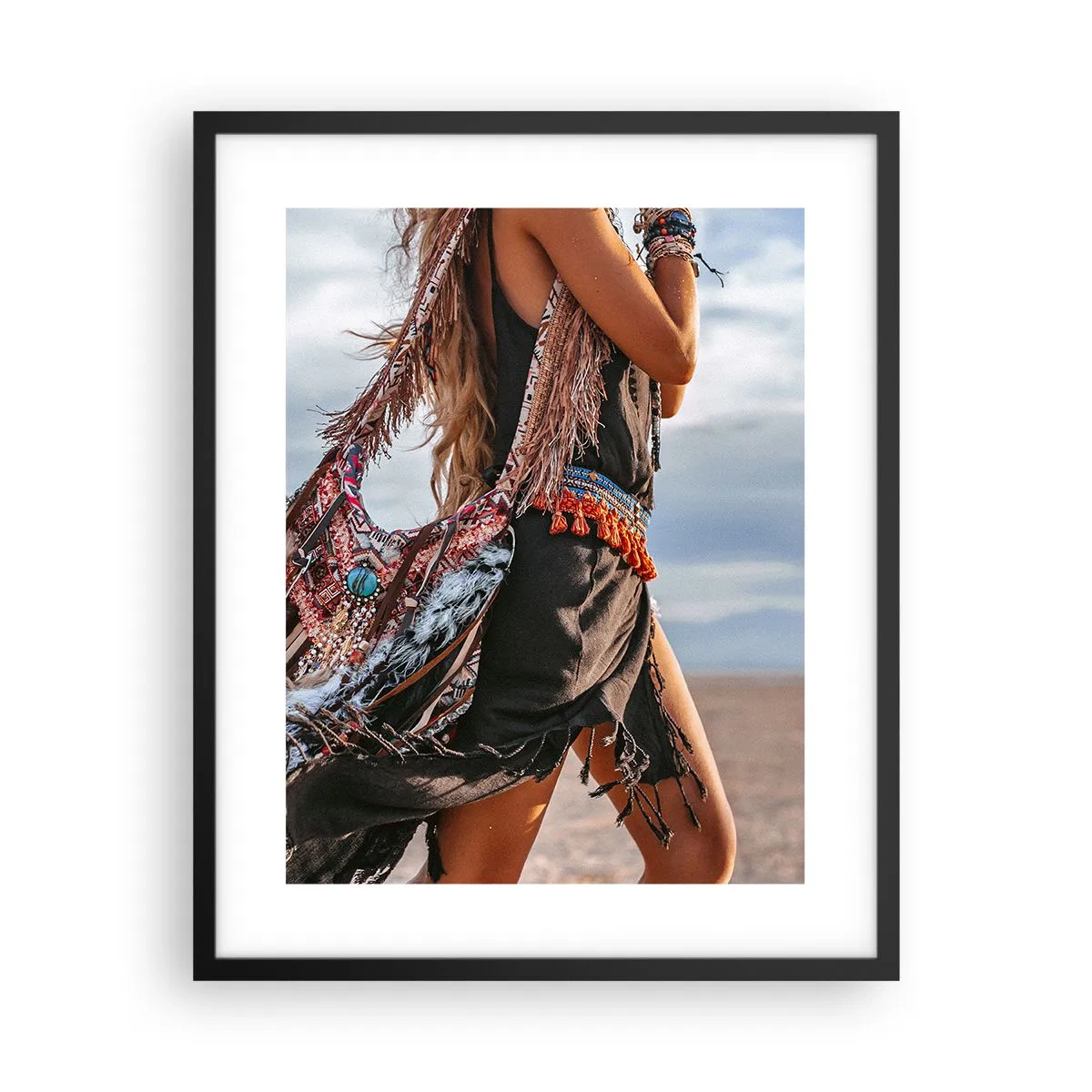 Póster en marco negro - La chamana - 40x50 cm